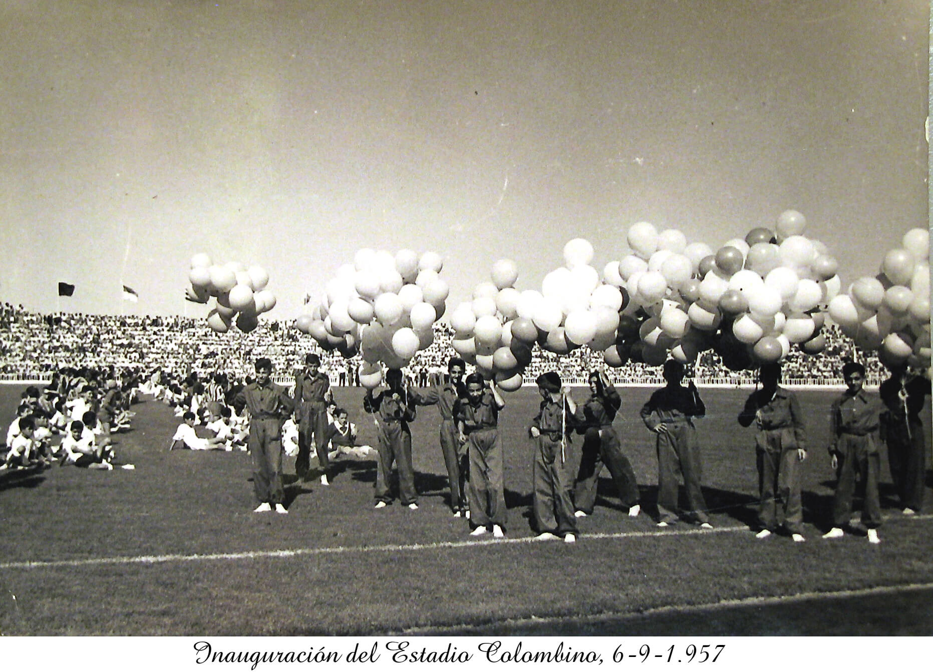 1957 Actos inauguración Estadio